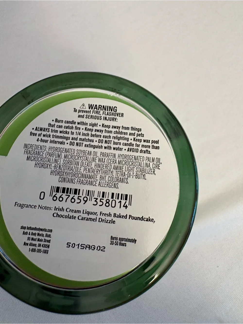 Bath & Body Works Lucky Vibes Irish Cream Poundcake Candle single wick 8 oz New - Picture 3 of 3